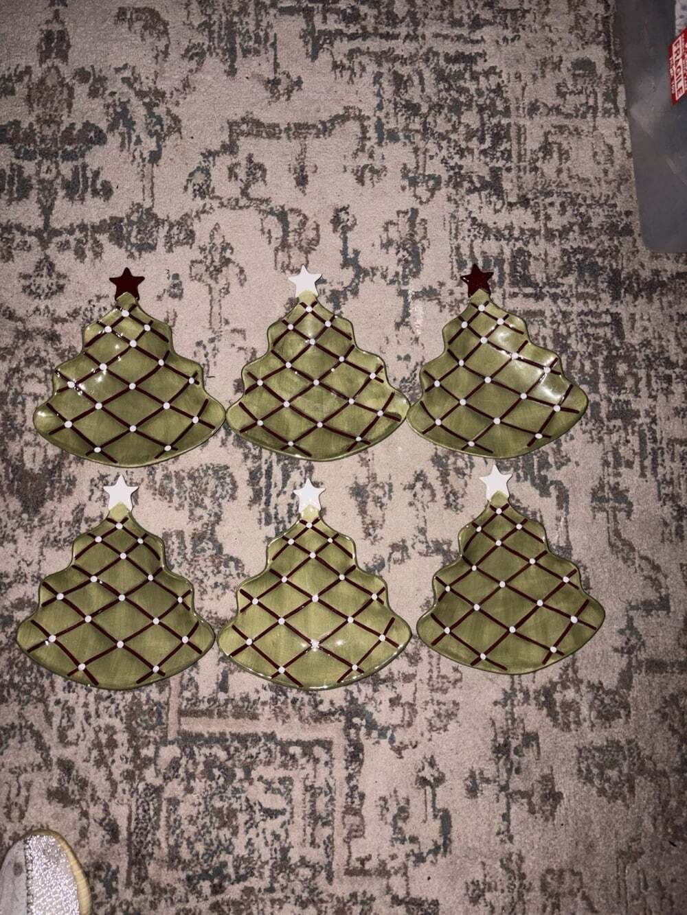 Pottery Barn Seasons Greetings Christmas Tree Plates Set Of 6